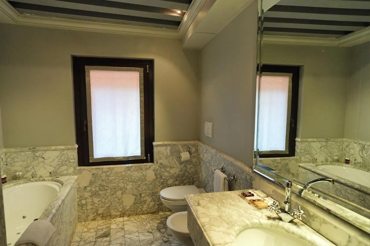 Residenza Grunwald Hotel Venice 4*,  Italy